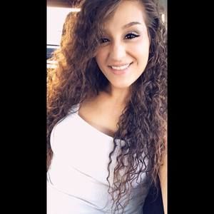 Meet your Posher, Cierra